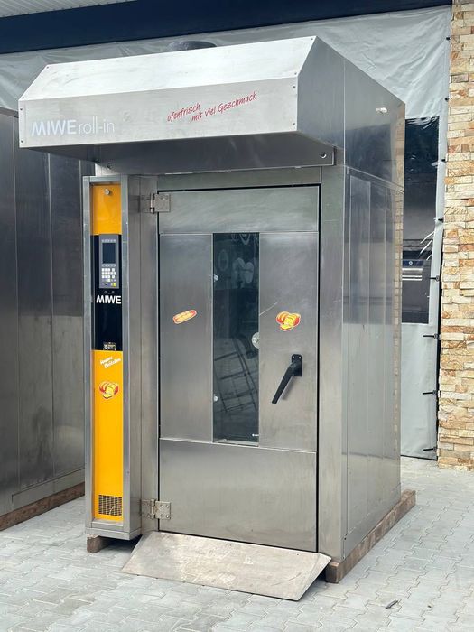 Професійна ротаційна піч MIWE roll-in e+ для пекарні та кондитерської