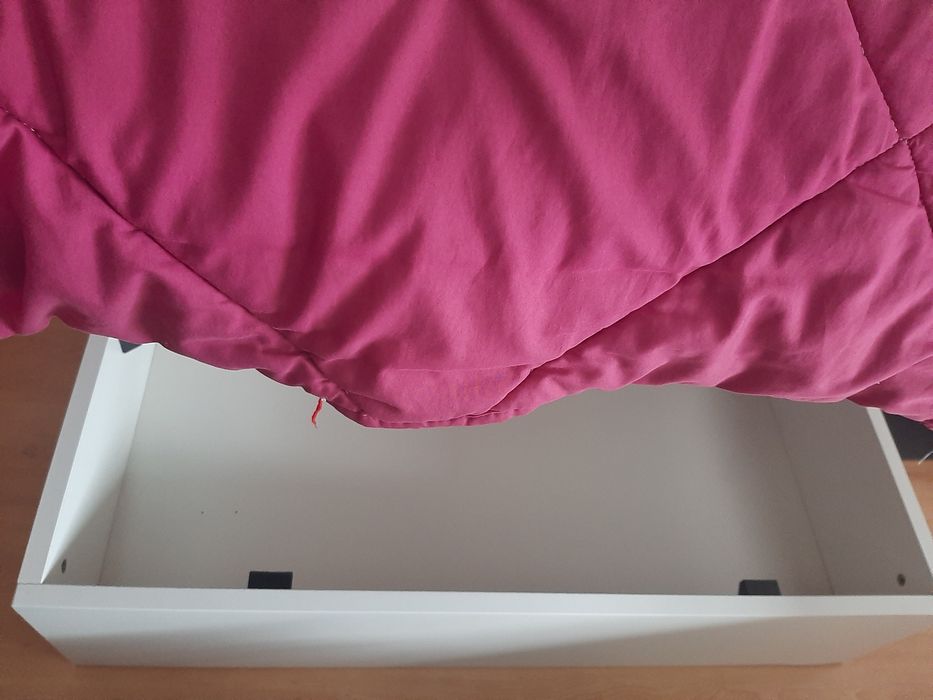 Cama solteiro menina