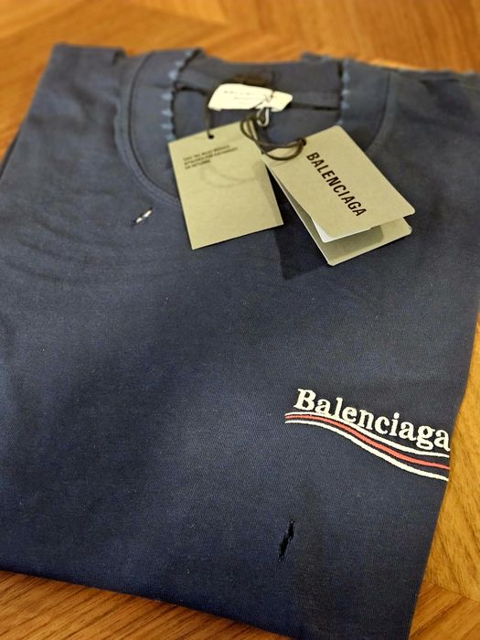 T-shirt novo com etiqueta