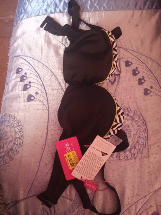 Biustonosz 28 DD  nowy