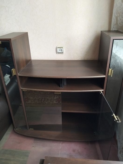 Тумба під телевізор