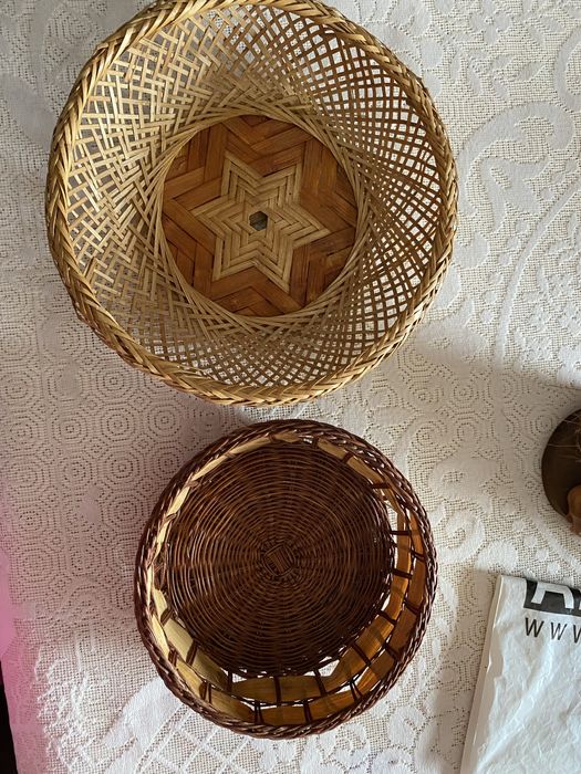 2 cestos pequenos