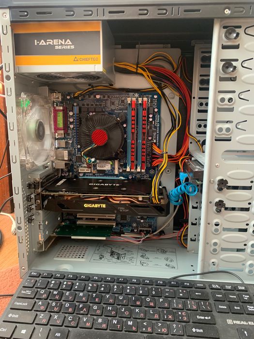 Продам пк і7 3770 (e3 1270v2) rx 570 16gb озу ssd msata 64gb hdd 1tb