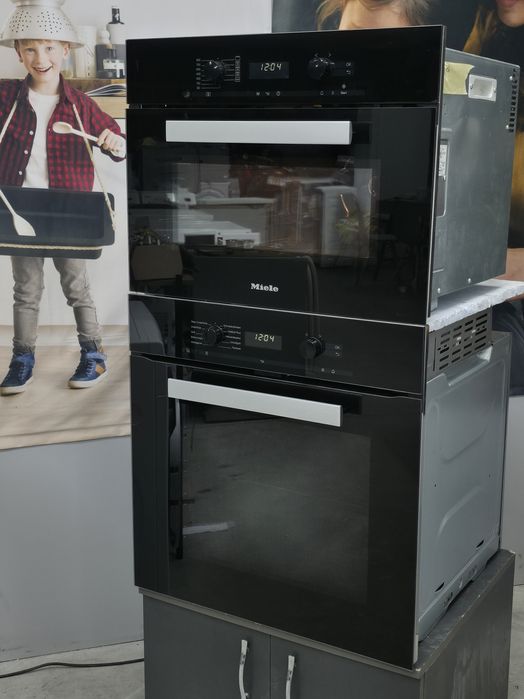 Комплект Miele духова шафа з паром 60см Miele мікрохивльова  45см