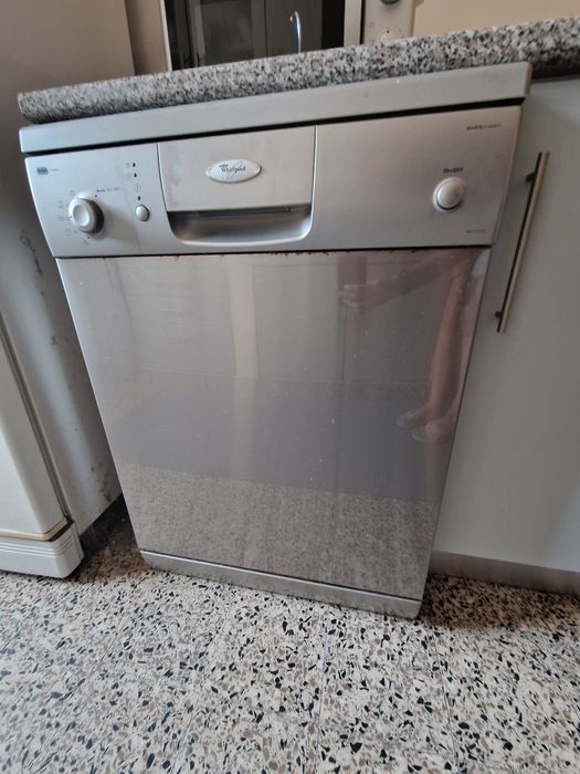 Máquina de lavar loiça Whirlpool