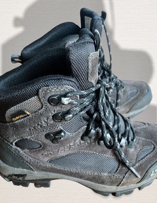 Oryginalne buty trekkingowe marki Jack Wolfskin 37