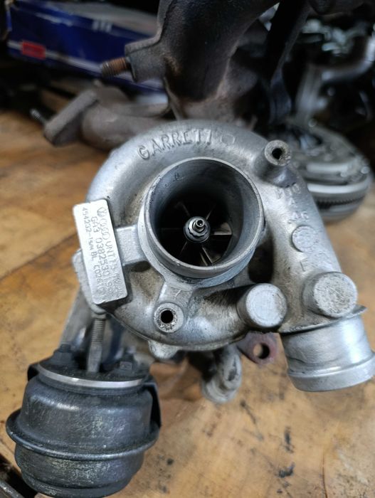 Турбіна турбина Audi Ford Seat Skoda Volksvagen 1.9 TDi 038253019A