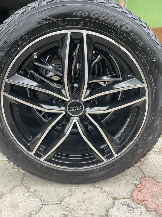 Шини з дисками R 20, q7