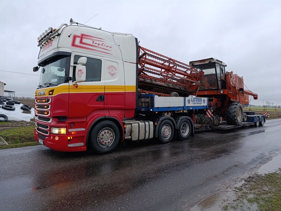 Transport maszyn rolniczych- kombajnow, sierczkarni, przyczep