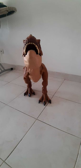 Dinossauro  gigante