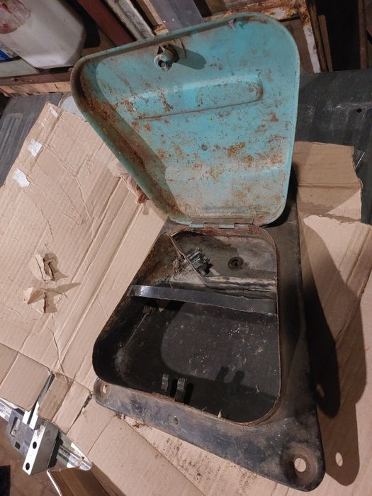 Бардачки иж 1-3 бу