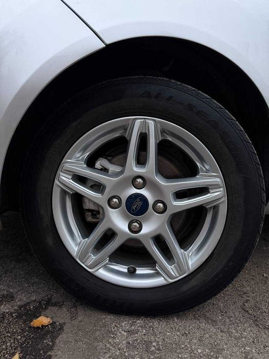 Форд фієста 2019