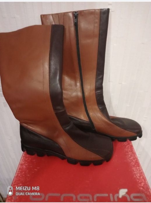 Сапоги демисезонні 38.