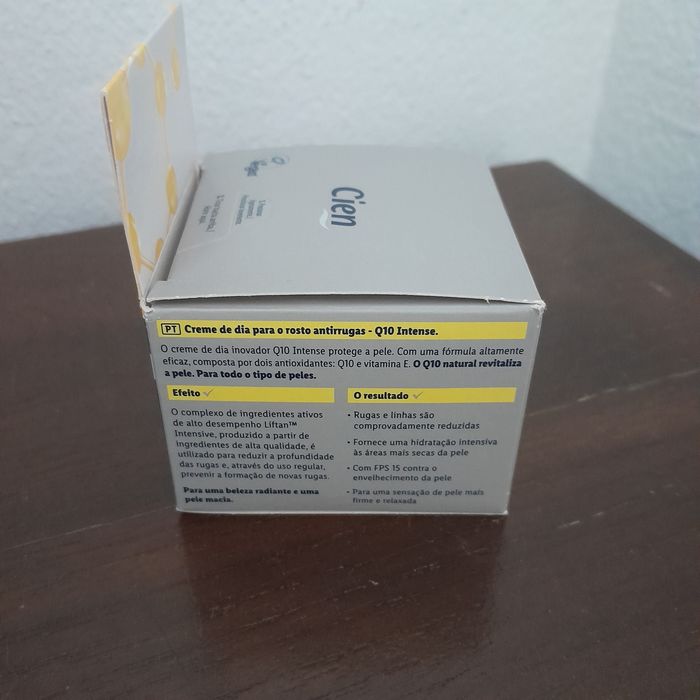 Creme Cien de dia antirrugas Q10 intensive  24h de hidratação
