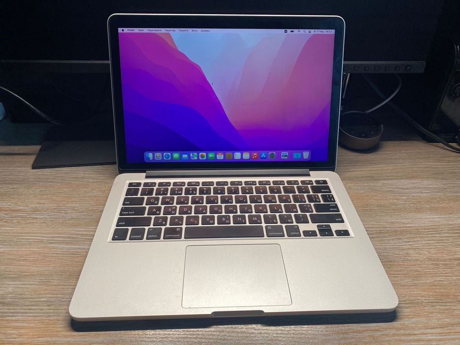 Продам MacBook Pro Retina 13" Early 2015 у робочому стані.
