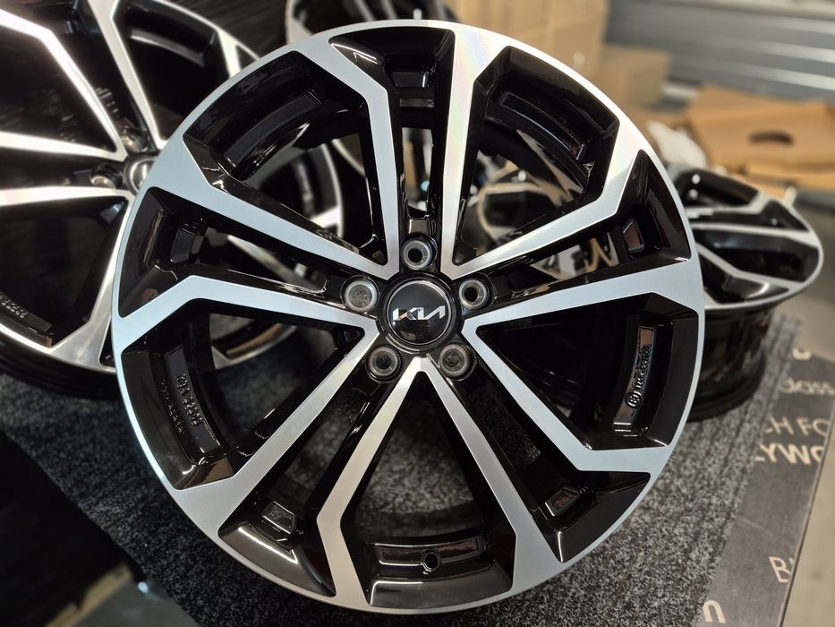 KIA 19 " Felgi nowe 5x114,3 Sportage Sorento EV3 Optima EV6