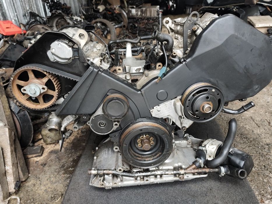 ГБЦ головка блока цилиндров  Ауди Фольксваген 2.8 APR Audi Volkswagen