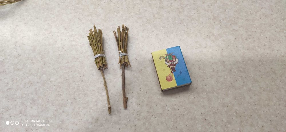 Декор, матеріал для флористів та декораторів