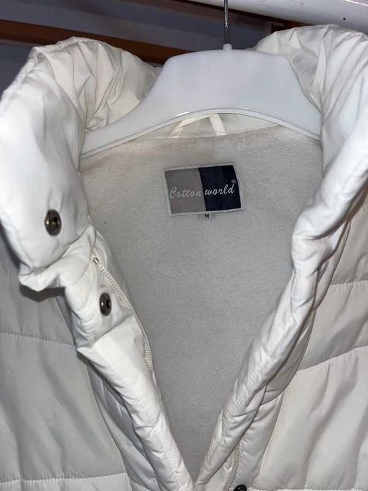 Płaszcz zimowy do kolan rozm M