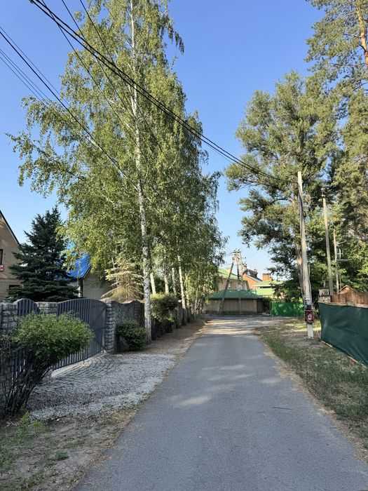 Продам участок рядом с рекой.