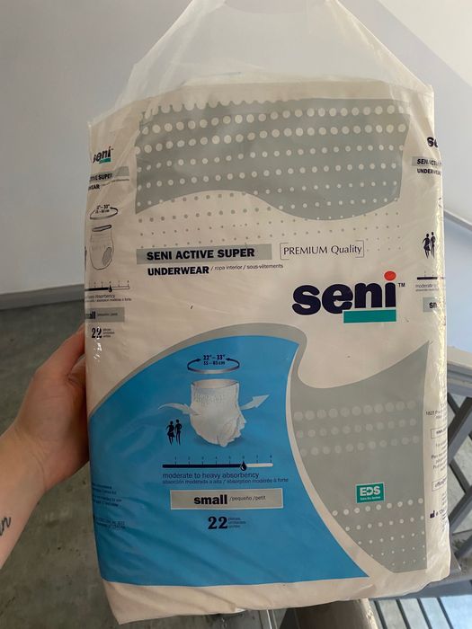 Pieluchomajtki Seni small