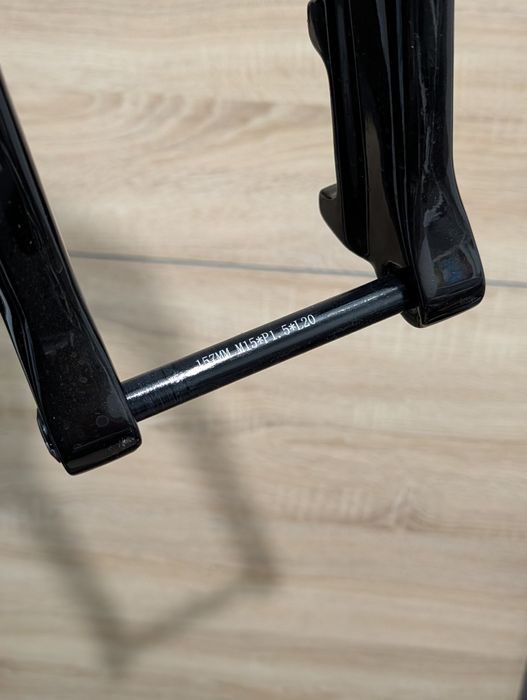 Carbon MTB fork 27,5 Boost 15×110