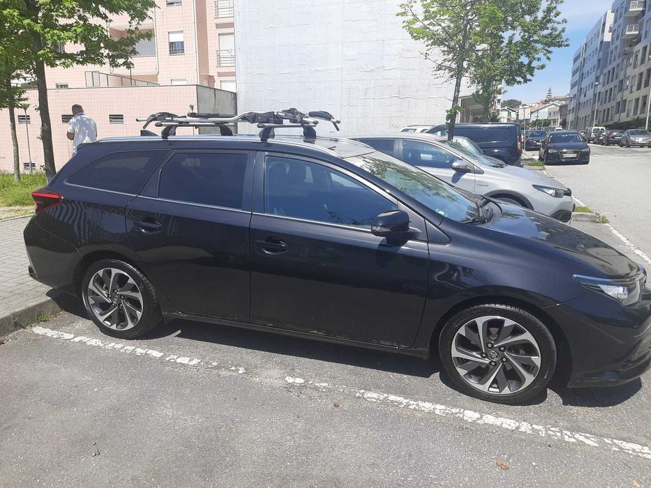 Vende-se Toyota Auris sempre muito bem cuidado
