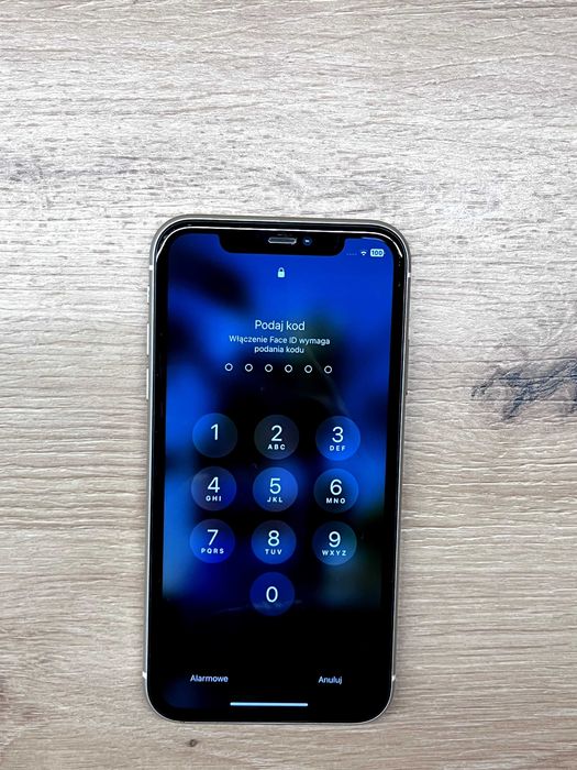 Iphone 11 biały 64GB