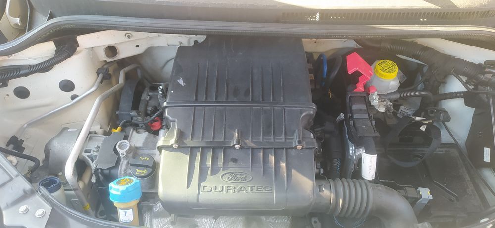 Ford Ka 1.2 8v.      .