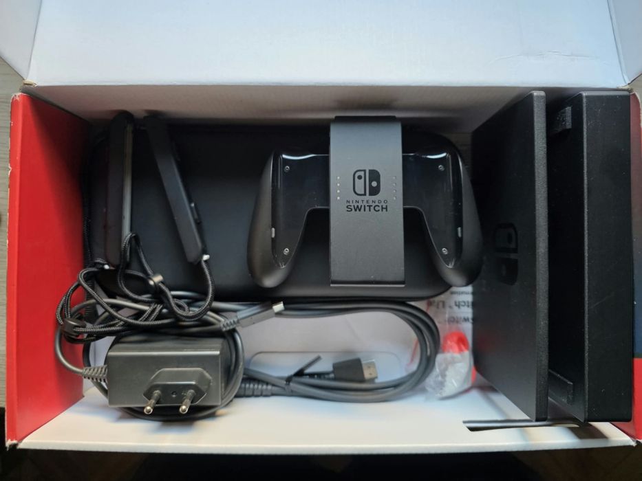 : Pack Nintendo Switch Cinzenta + Jogo Animal Crossing + Acessórios Extra