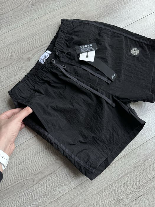 Шорти нейлонові Stone Island