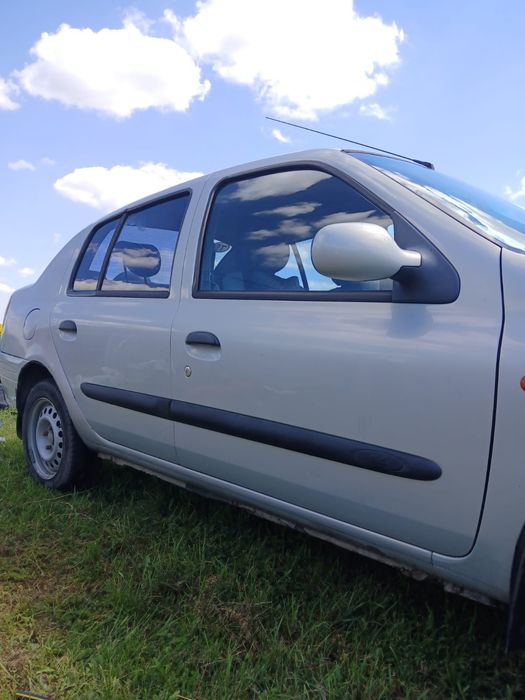 Renault Clio 2001