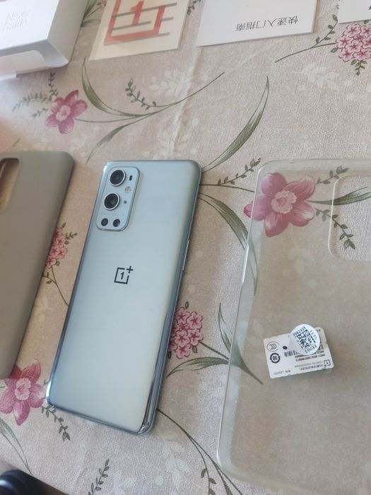 One plus One Pro 5g, 12gb/256gb como novo completo na caixa