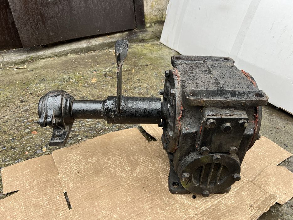 Редуктор Ч100 1х40