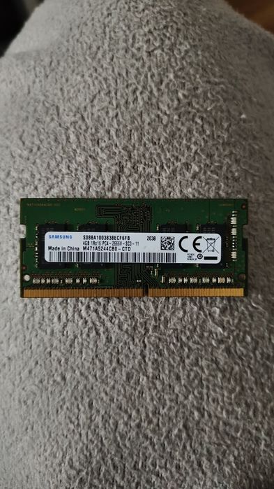 Pamięć RAM DDR4 Samsung M471A5244CB0-CWE 4 GB