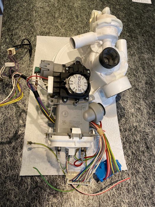 Pompa odprowadzająca wodę zmywarka Bosch, Siemens 9000.113501