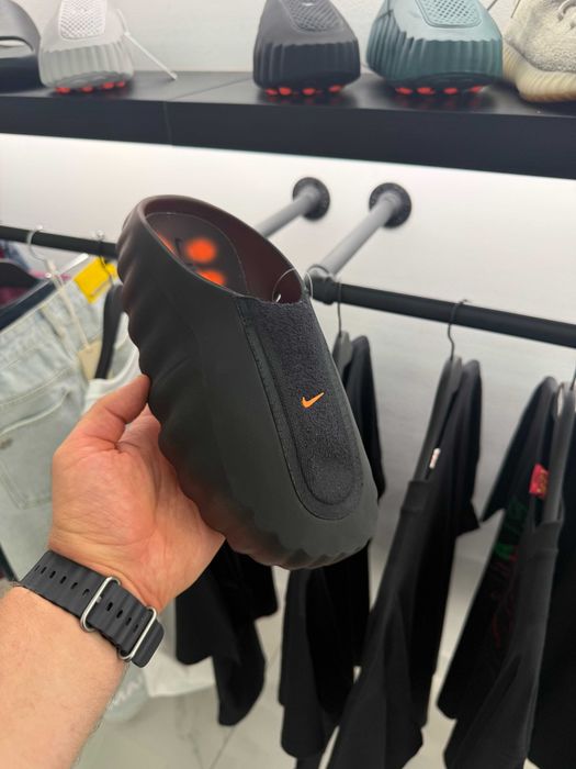 Взуття Nike, Crocs, Premiata, Golden Goose, Adidas | Оригінал