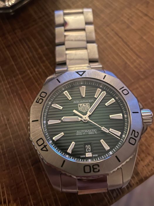 Tag Hauer Aquaracer  200 date