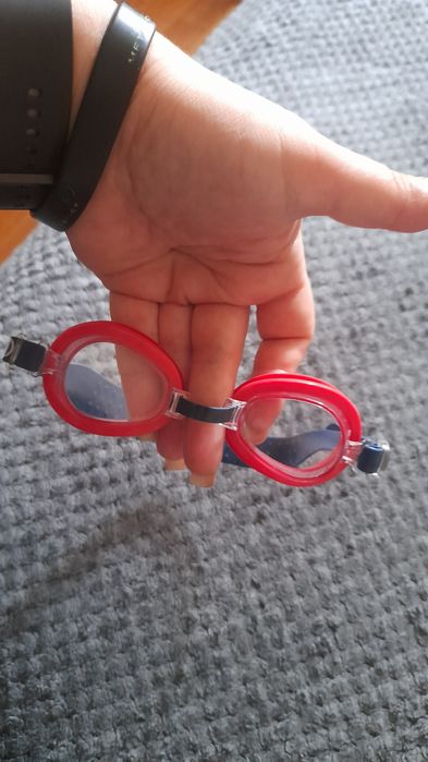 Продам окуляри для плавання avengers месники