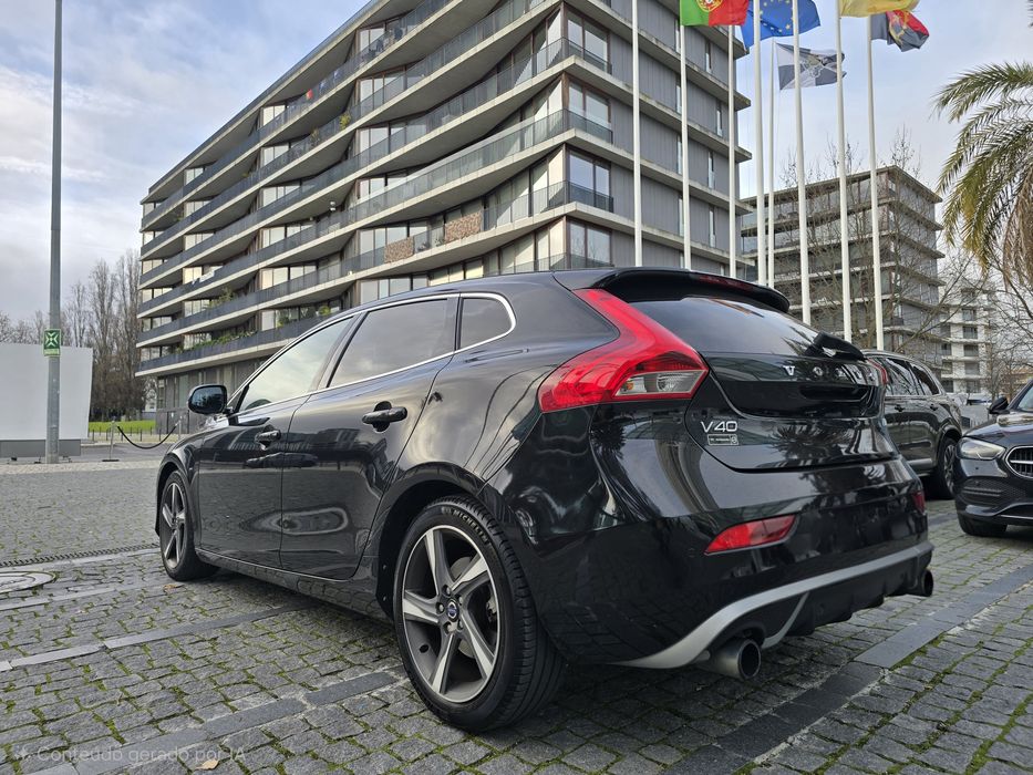 VOVO V40 R-DESIGN 1.6 115CV FULL EXTRAS aceito retoma 
2014//08

-GPS