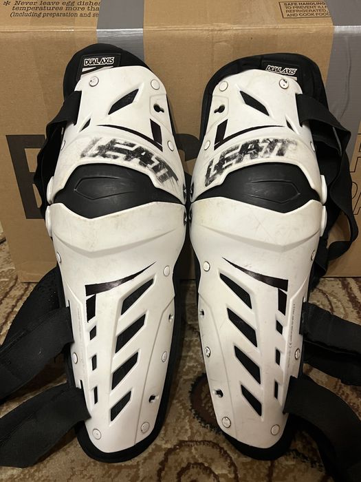 Наколінники Leatt Dual Axis L/XL