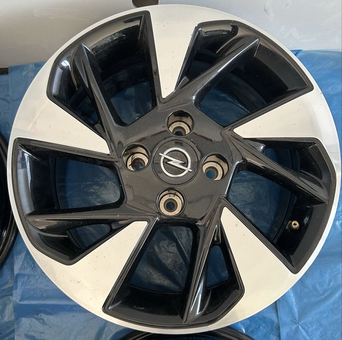 395 Felgi Aluminiowe Oryginał OPEL R 16 4x108 otwór 65 Bardzo Ładne jak NOWE