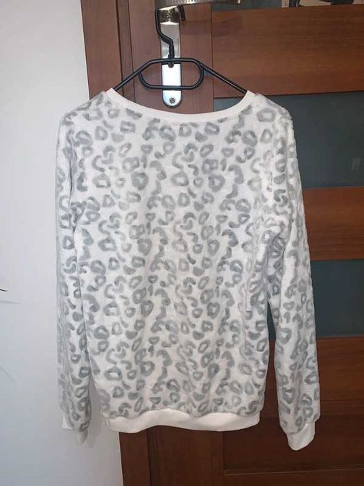 pluszowa bluza do spania i nie tylko