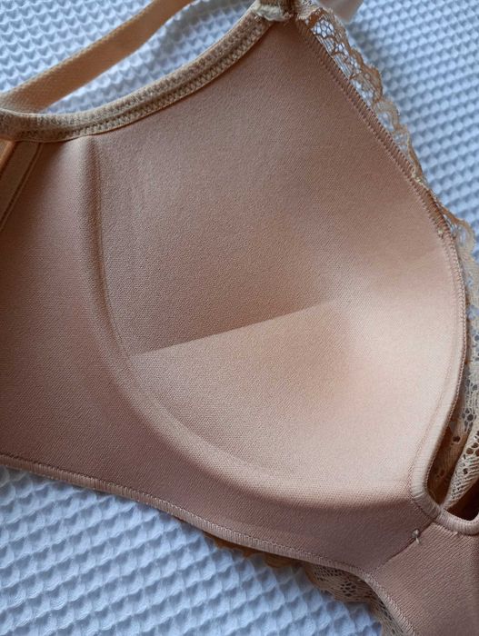 biustonosz marki Konrad Lingerie roz. 70E