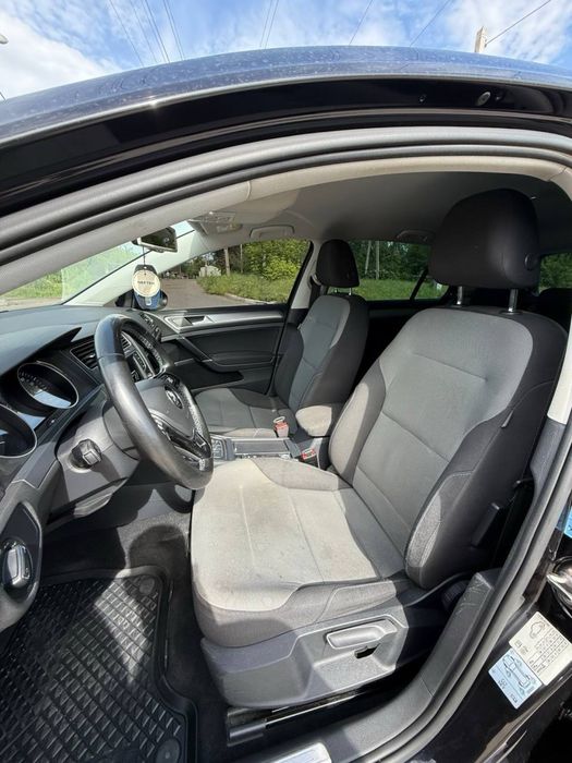 Volswagen E-Golf