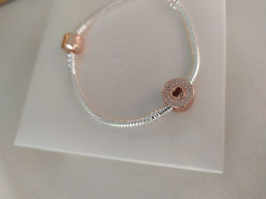 Bransoletka Pandora + charms koralik serce, komplet na prezent
