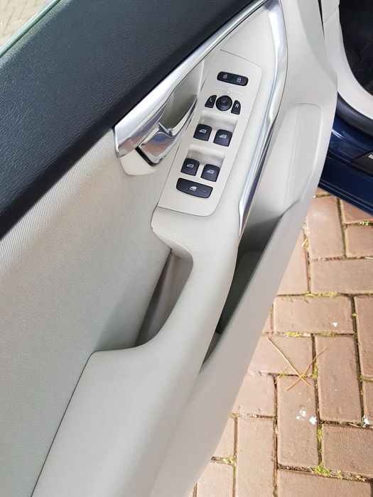 Sprzedam Volvo V40