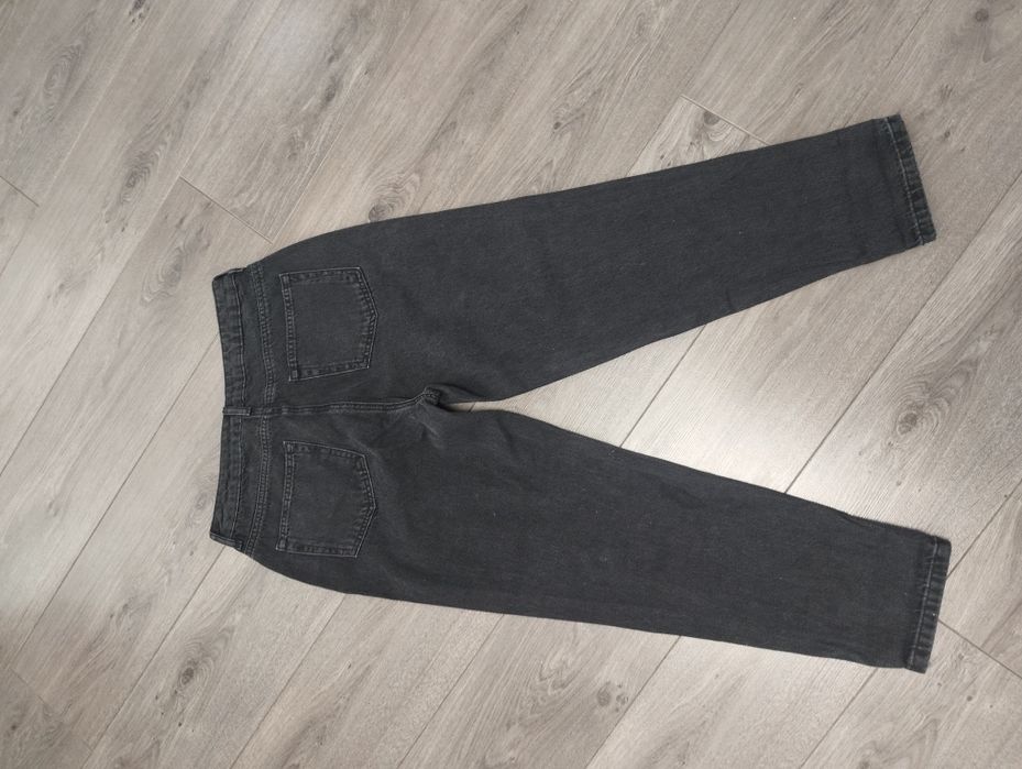 Стильні чорні джинси, L