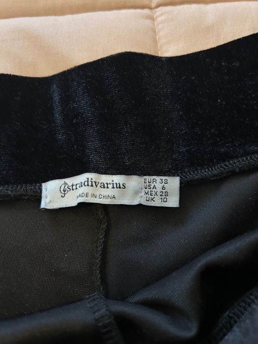 Saia calção de veludo Stradivarius