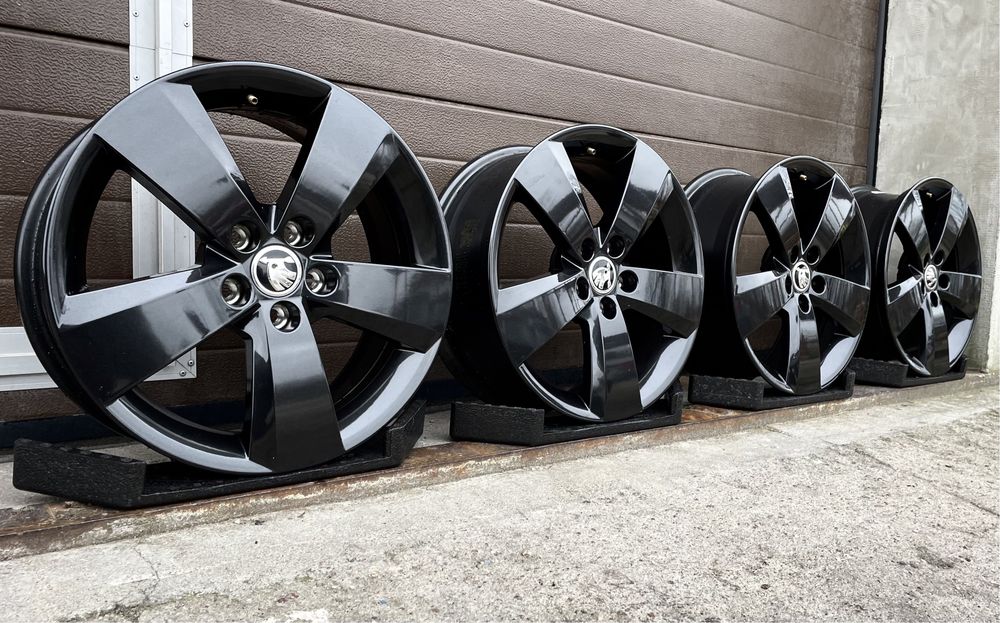 4x felgi aluminiowe 5x100 r16 et35 6J Alufelgi Czarne Oryginalne Skoda